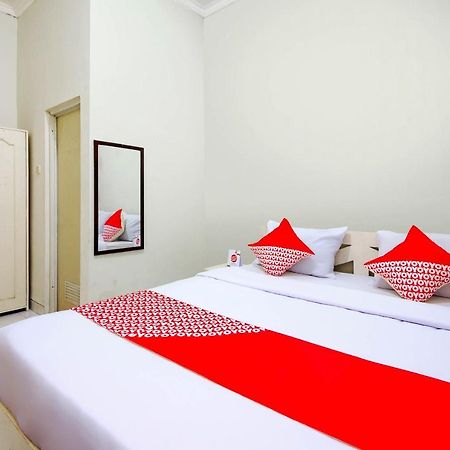 Oyo 3083 D Kost 3 Syariah Hotel Yogyakarta Eksteriør billede