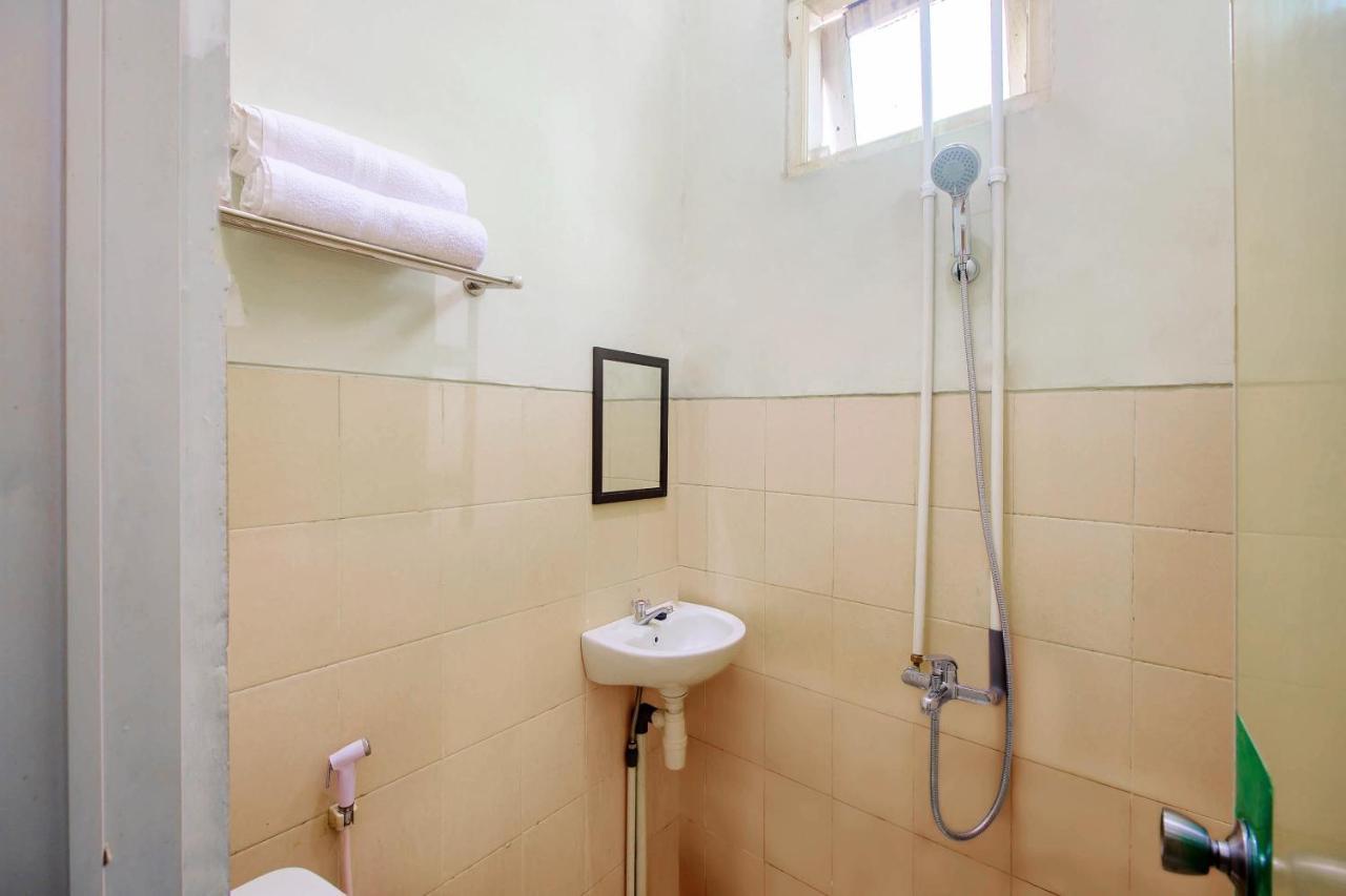Oyo 3083 D Kost 3 Syariah Hotel Yogyakarta Eksteriør billede