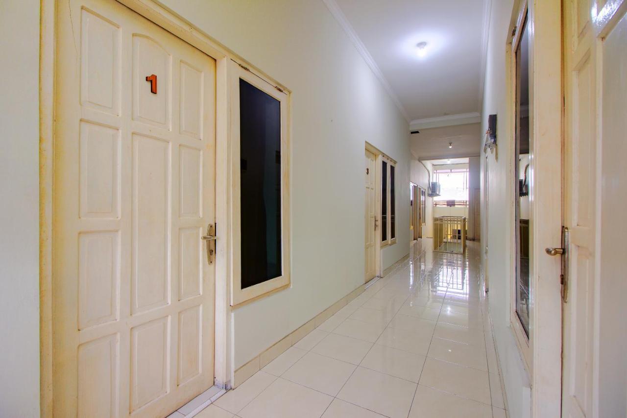 Oyo 3083 D Kost 3 Syariah Hotel Yogyakarta Eksteriør billede