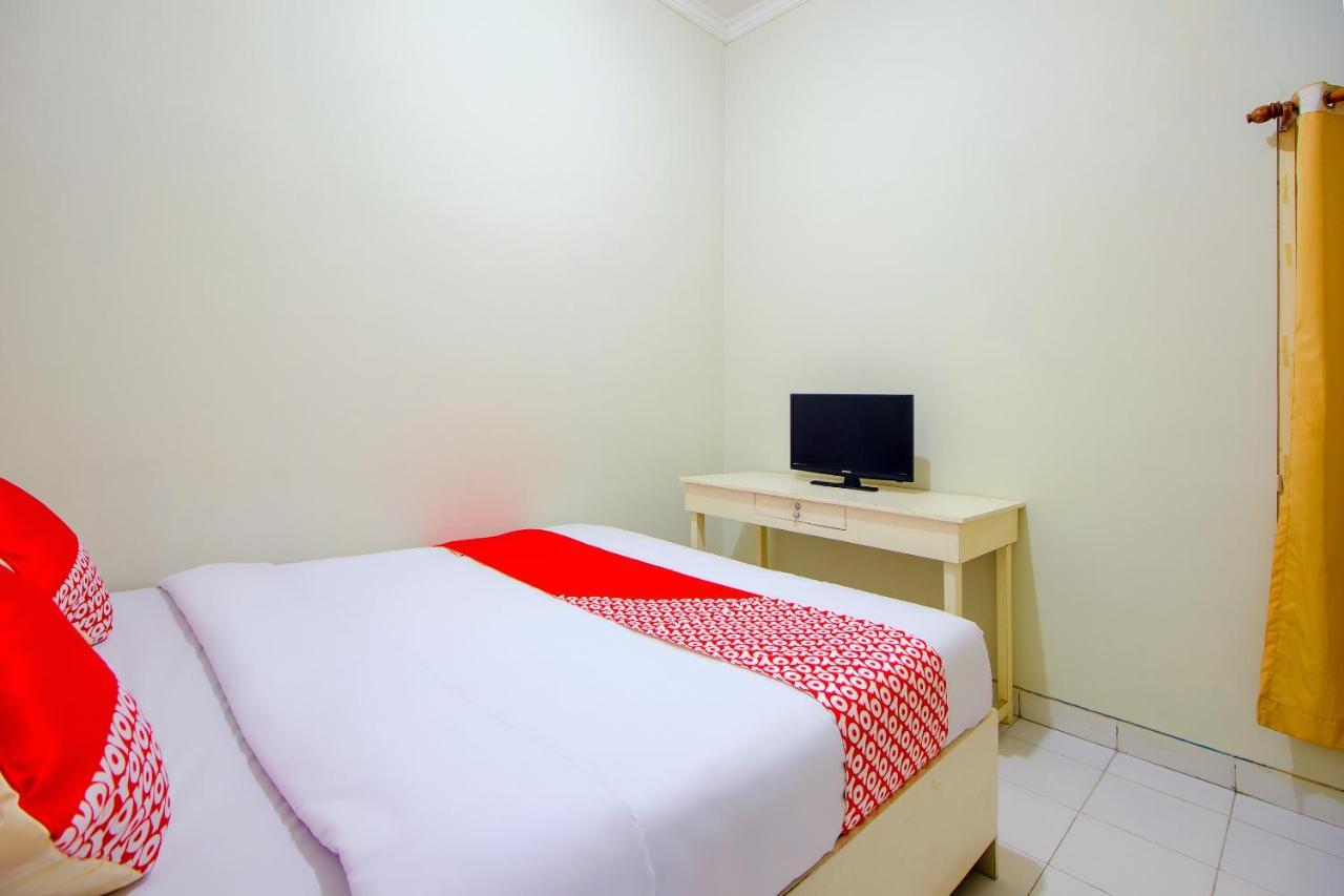 Oyo 3083 D Kost 3 Syariah Hotel Yogyakarta Eksteriør billede